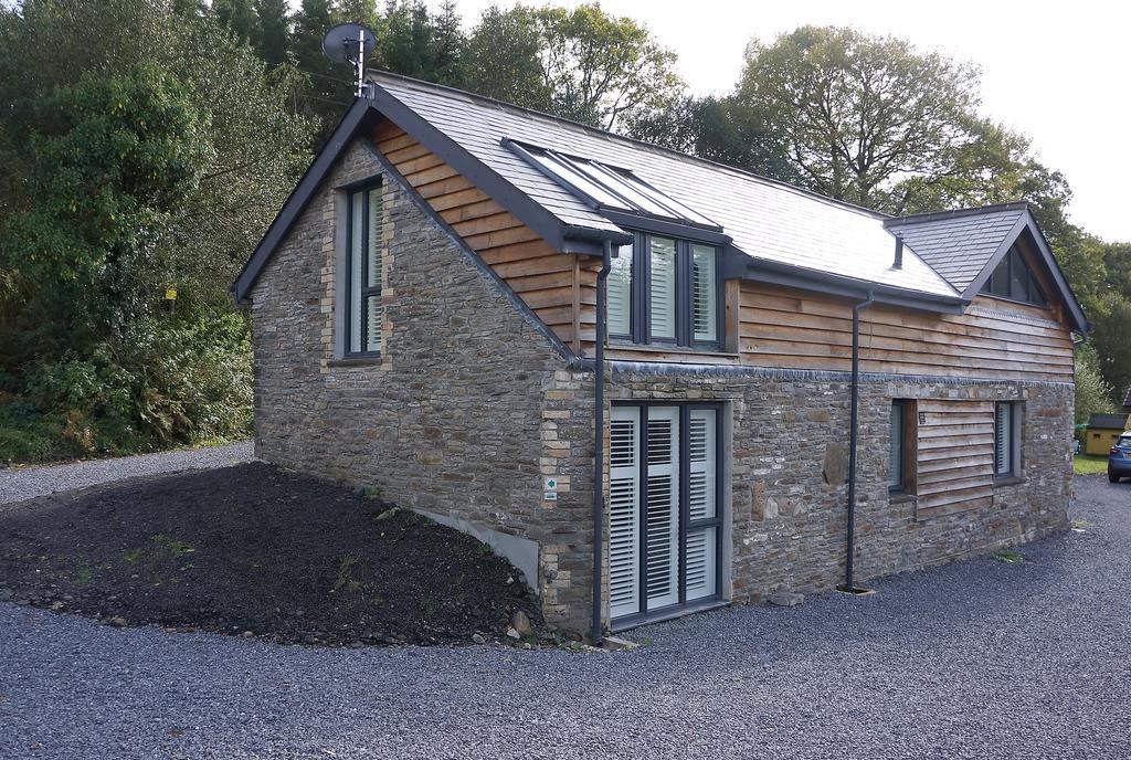Swansea Valley Holiday Cottages Cilybebyll Exterior photo