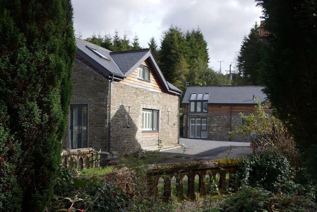 Swansea Valley Holiday Cottages Cilybebyll Exterior photo